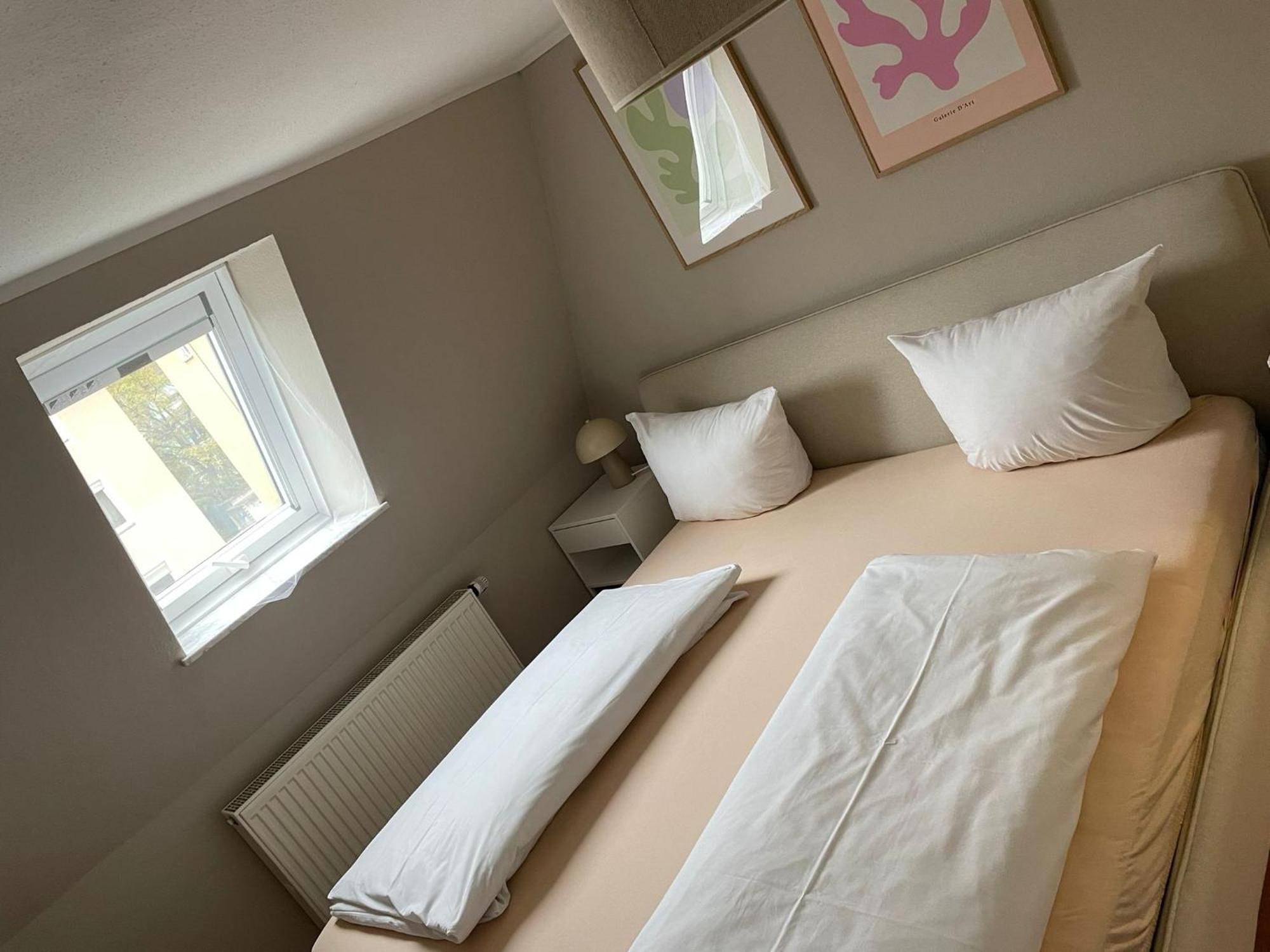 Homie Stay Schiestlstrasse - Moderne Dachgeschosswohnung Mit 2 Schlafzimmern Würzburg Exterior foto